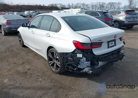 2023 BMW 330I xDrive z USA, uszkodzony, nr VIN 3MW89FF04P8D42793